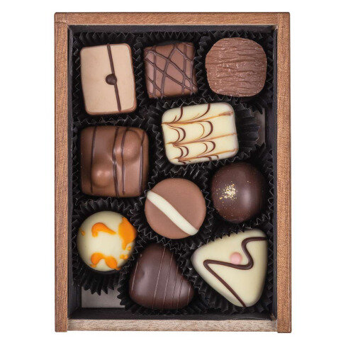 elegantiška dovana Valentino dienai, Valentino dienos šokoladas, praline saldainiai Valentino dienai